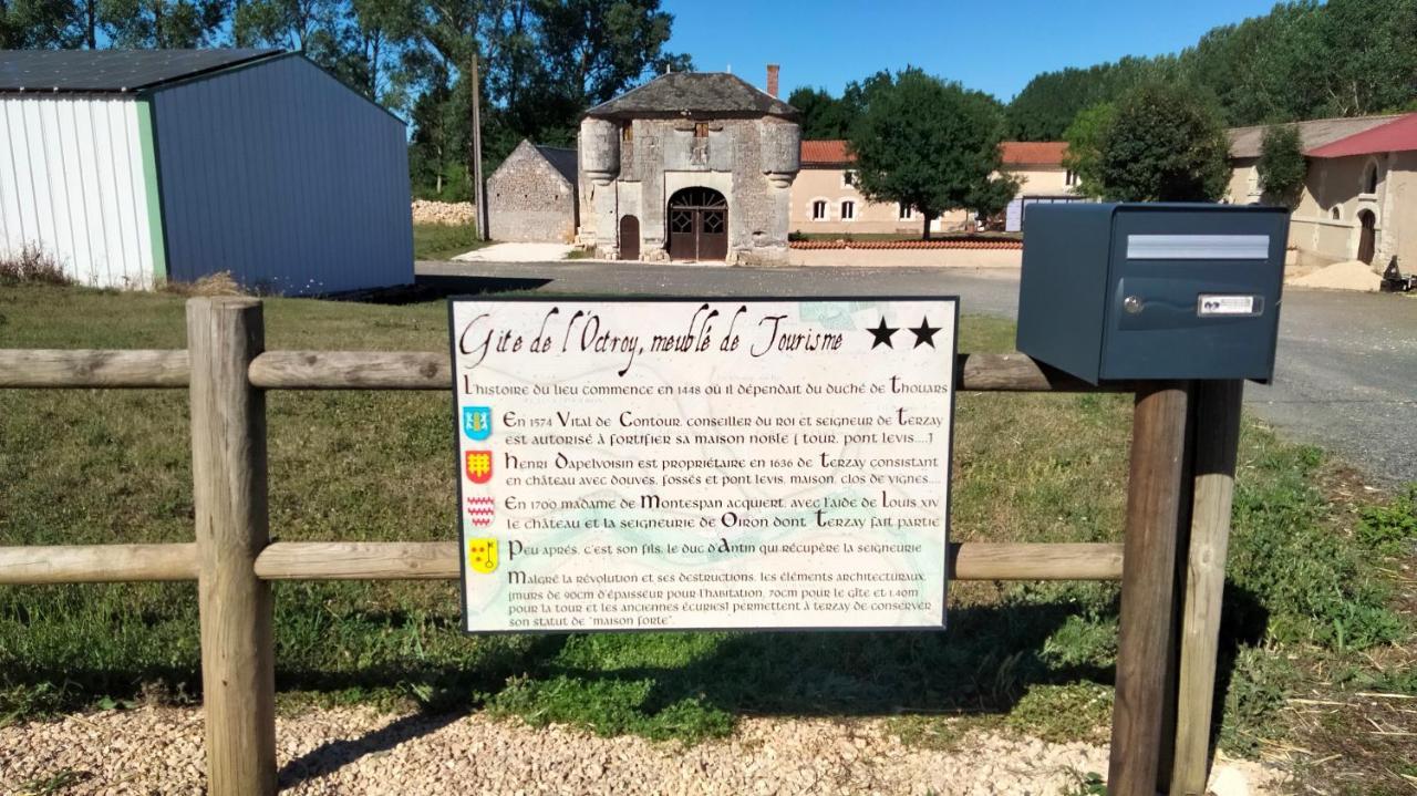 Gite De L'Octroy Poitou Oiron エクステリア 写真